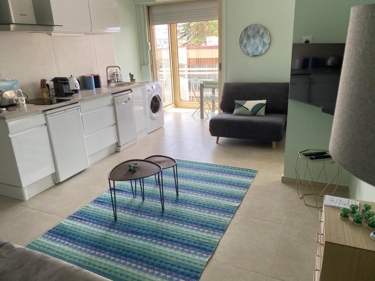 Appartement Rooftop, Premiere Ligne, Vue Mer, 50M De Plage Du Midi Cannes Exteriör bild
